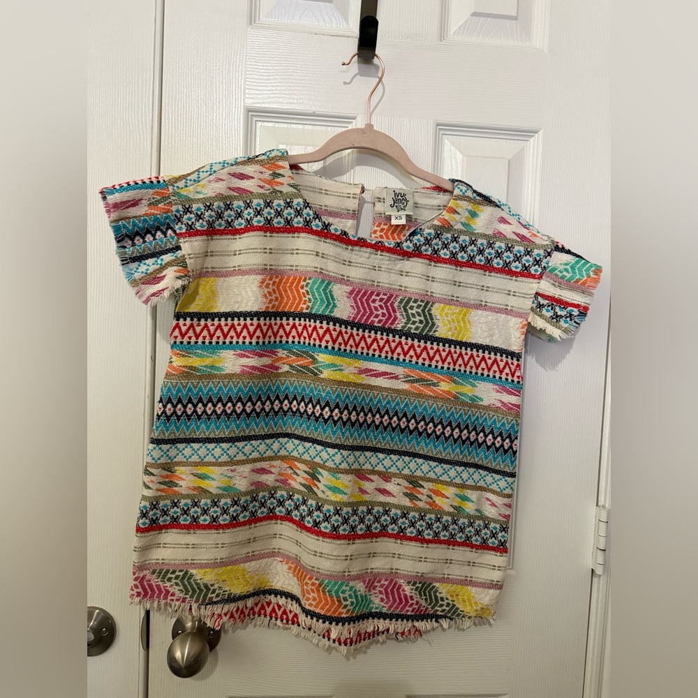 Ivy and Jane vibrant colors boho tapestry top size XS